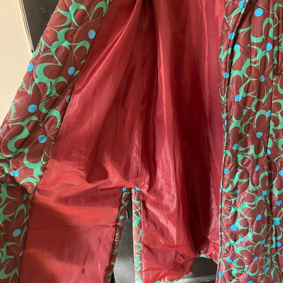 Wray Roberta Puffer in Midnight Daisy - Picture 6 of 7